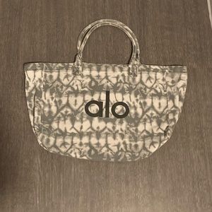 Alo Yoga Gray and White Large Tote Bag